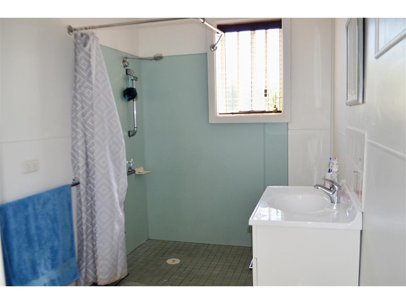 82 Sydney Street, Tumut NSW 2720