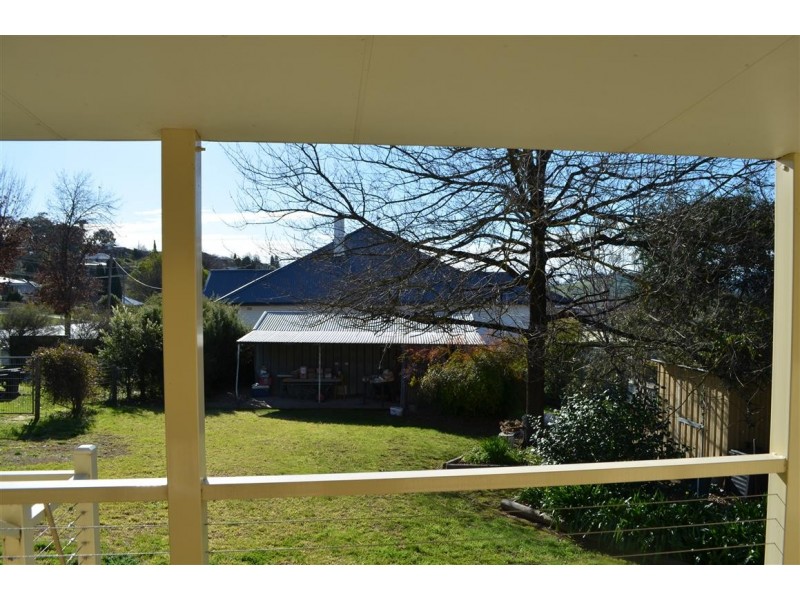 199 Wynyard Sreet, Tumut NSW 2720