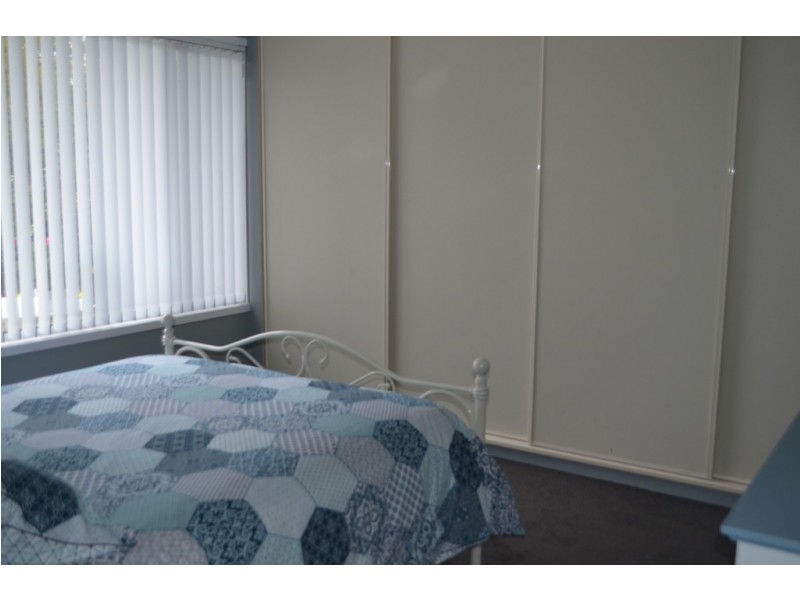 7 Kirra Street, Tumut NSW 2720