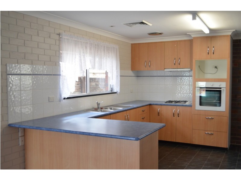 72 Clarke Street, Tumut NSW 2720