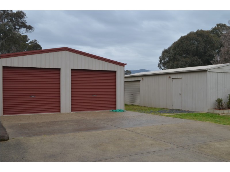 72 Clarke Street, Tumut NSW 2720