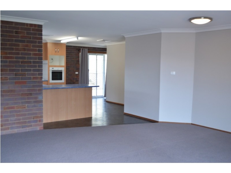 72 Clarke Street, Tumut NSW 2720