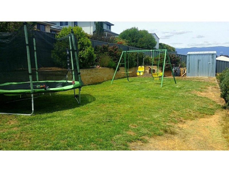 4/1 Lockeridge Drive, Tumut NSW 2720