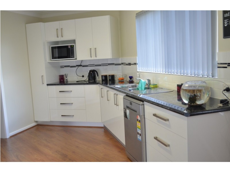 14 Highland Avenue, Tumut NSW 2720