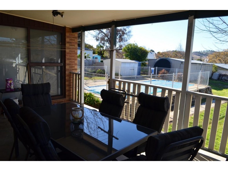 102 Lockhart Street, Adelong NSW 2729