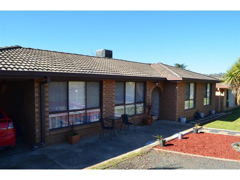 102 Lockhart Street, Adelong NSW 2729