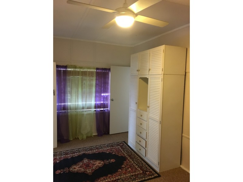 29 Simpson Street, Tumut NSW 2720