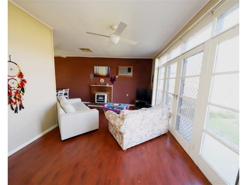 15 Colwell Street, Tumut NSW 2720