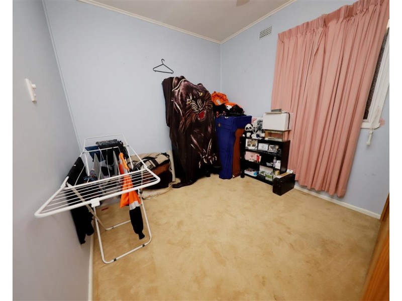 15 Colwell Street, Tumut NSW 2720