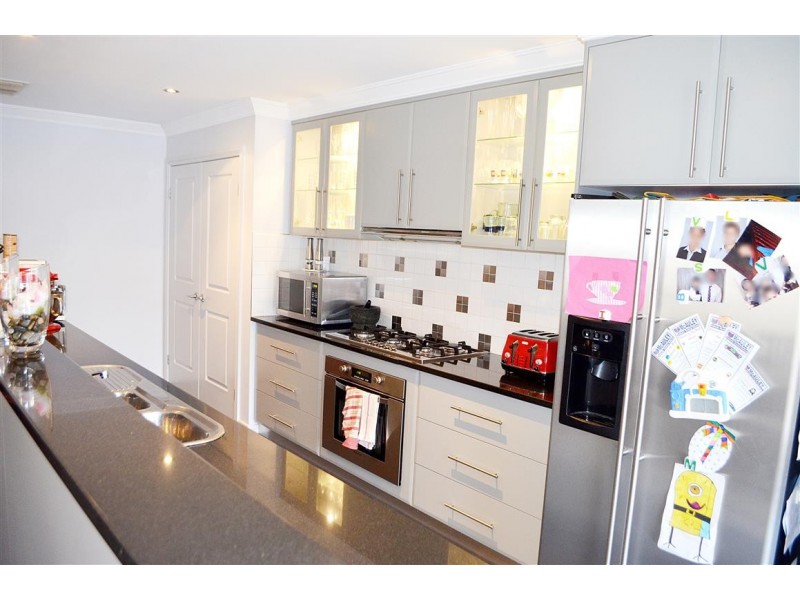 16 Elphick Street, Tumut NSW 2720