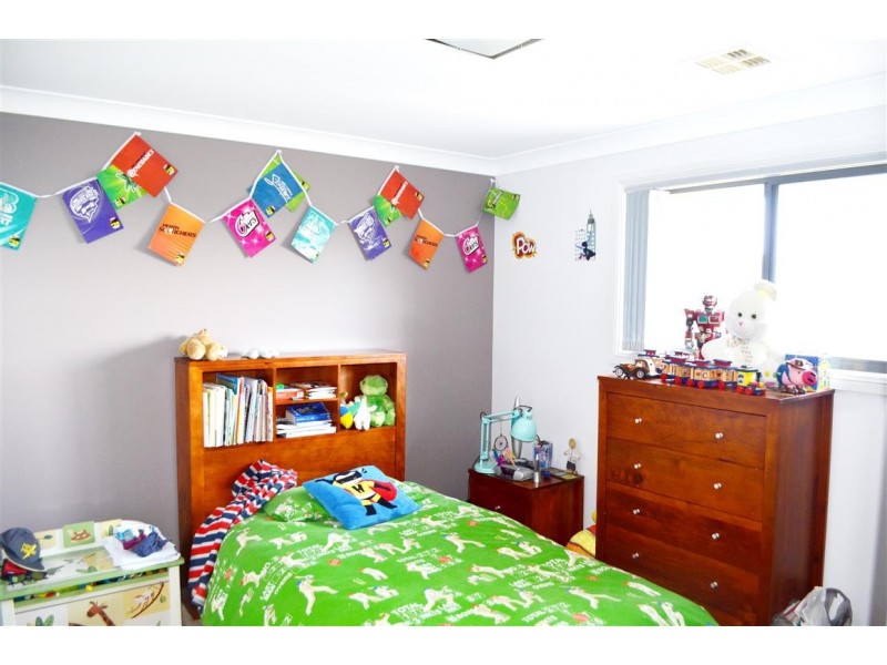 16 Elphick Street, Tumut NSW 2720