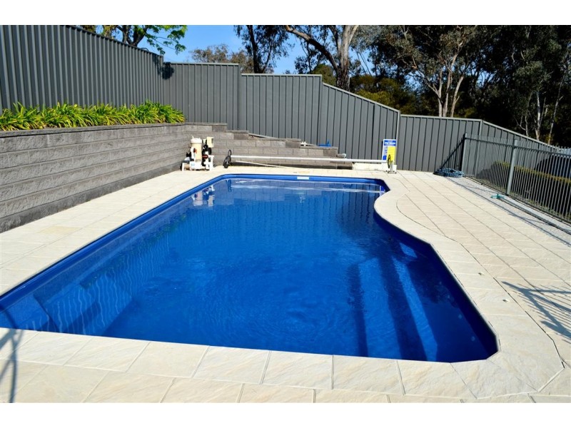 16 Elphick Street, Tumut NSW 2720