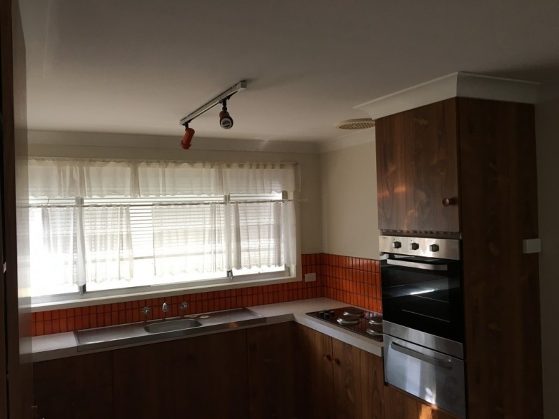 126 Capper Street, Tumut NSW 2720