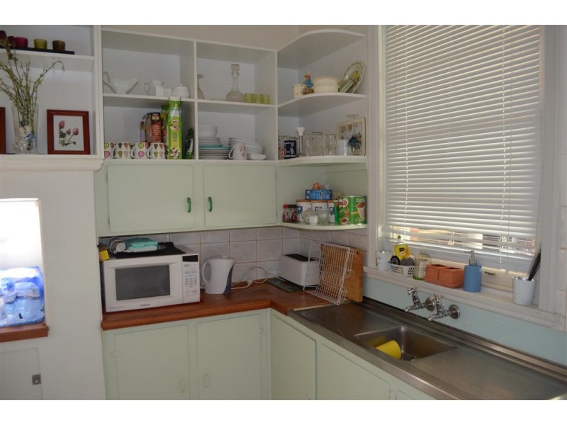 64 Tumut Street, Adelong NSW 2729