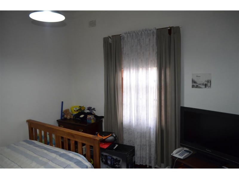 64 Tumut Street, Adelong NSW 2729