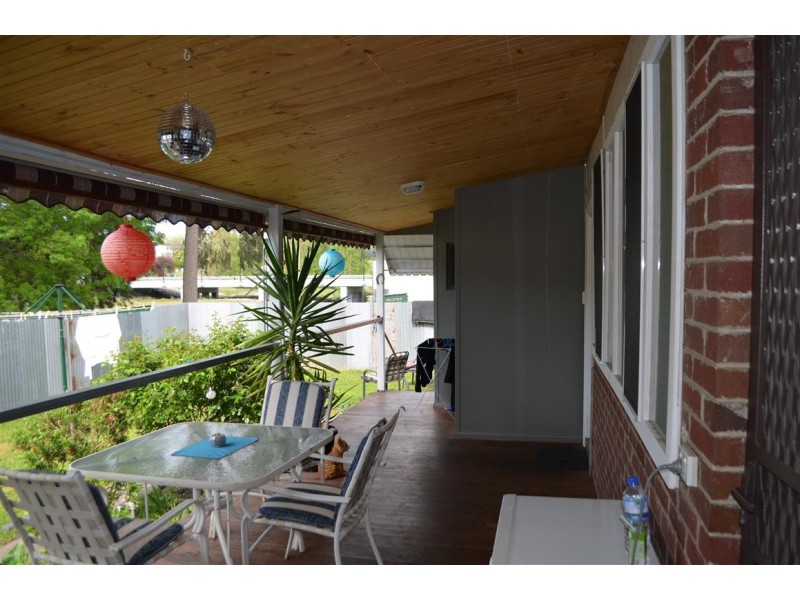 64 Tumut Street, Adelong NSW 2729