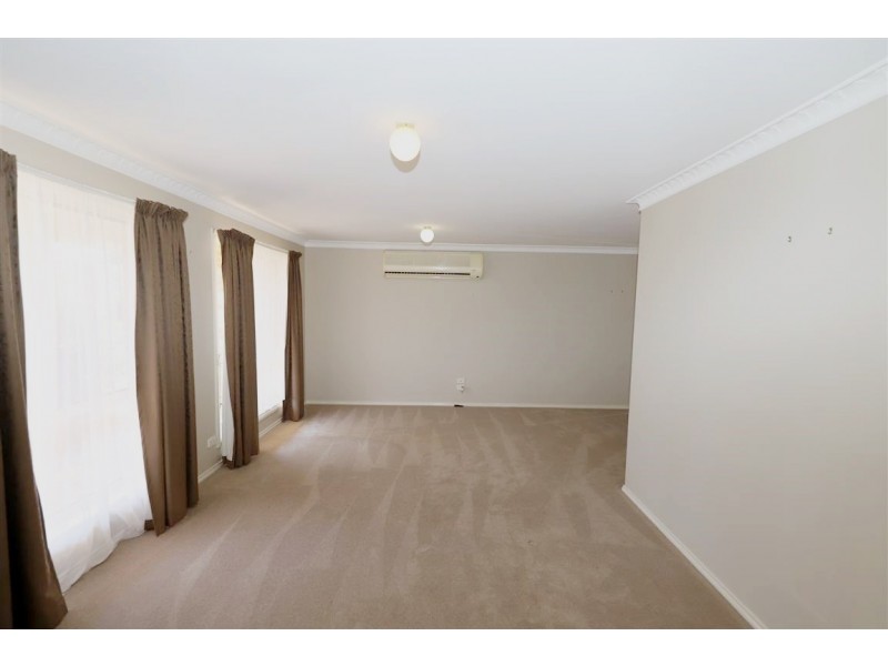 4 Kiandra Drive, Tumut NSW 2720