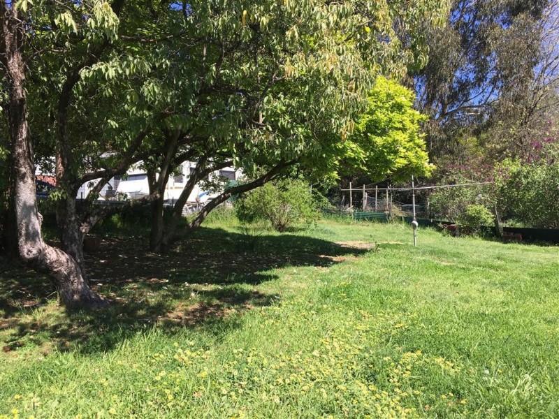 18 Ash Street, Batlow NSW 2730