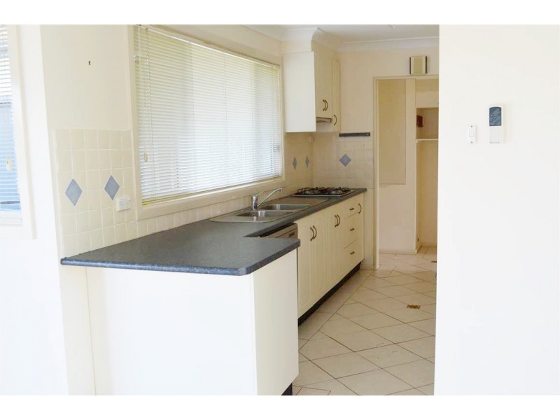 208 Wynyard Street, Tumut NSW 2720