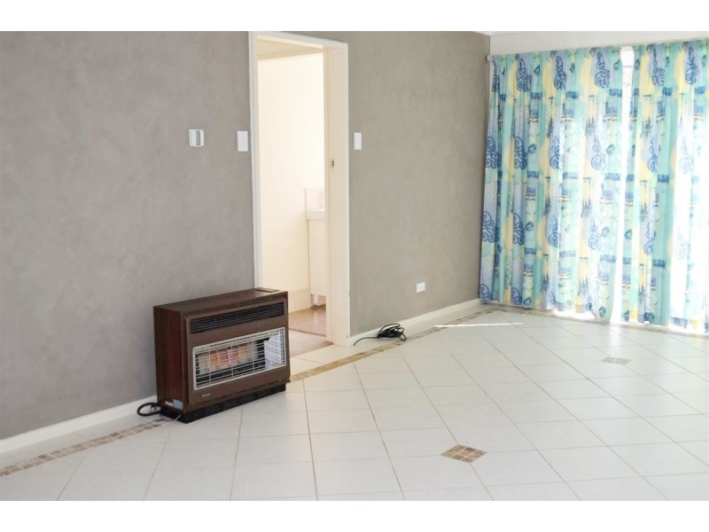 208 Wynyard Street, Tumut NSW 2720