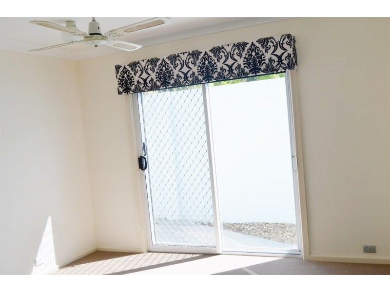 208 Wynyard Street, Tumut NSW 2720