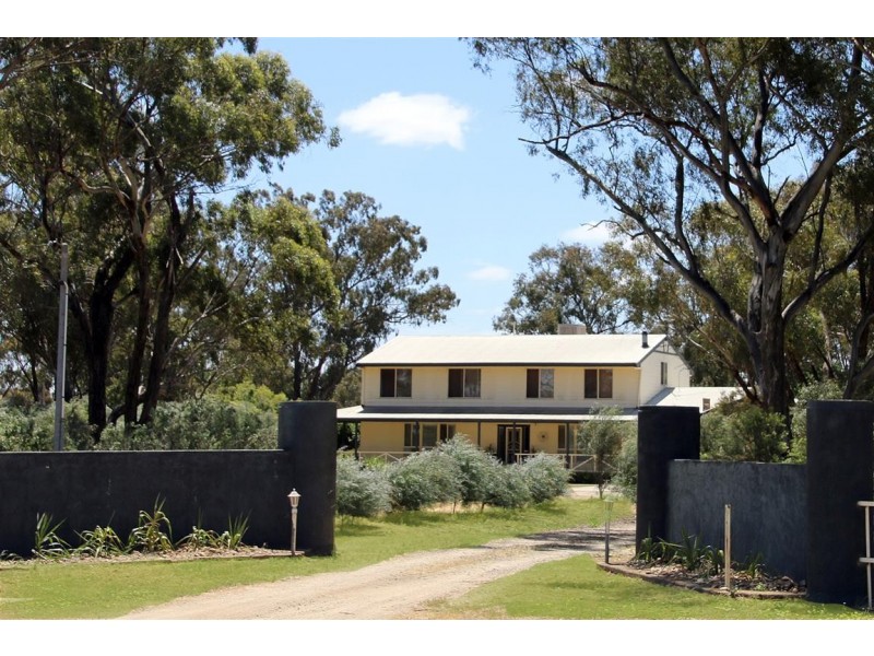 221 Green Street, Lockhart NSW 2656