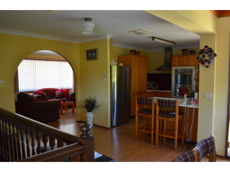 15 Cedar Crescent, Tumut NSW 2720