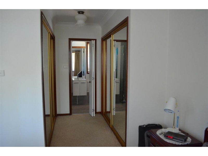 15 Cedar Crescent, Tumut NSW 2720