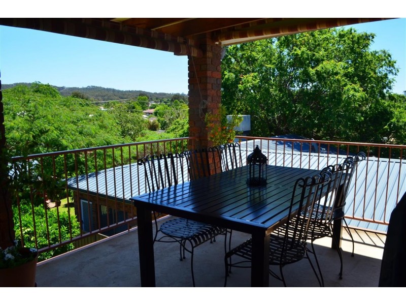 15 Cedar Crescent, Tumut NSW 2720