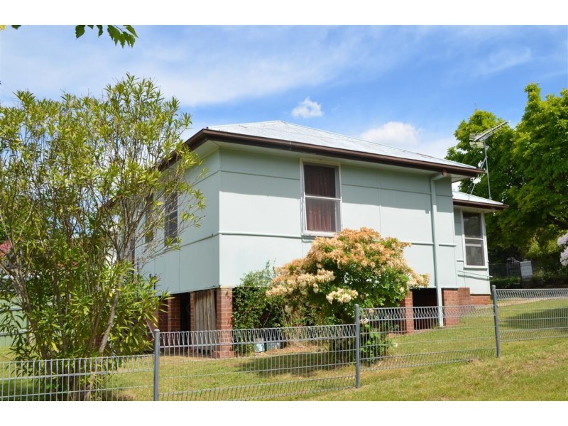 49 Bartlett Street, Batlow NSW 2730