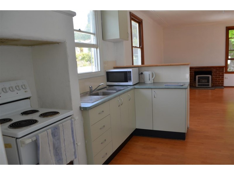 49 Bartlett Street, Batlow NSW 2730