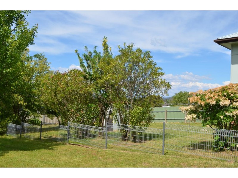 49 Bartlett Street, Batlow NSW 2730