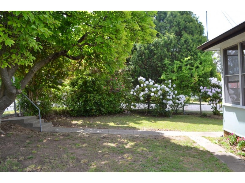 49 Bartlett Street, Batlow NSW 2730