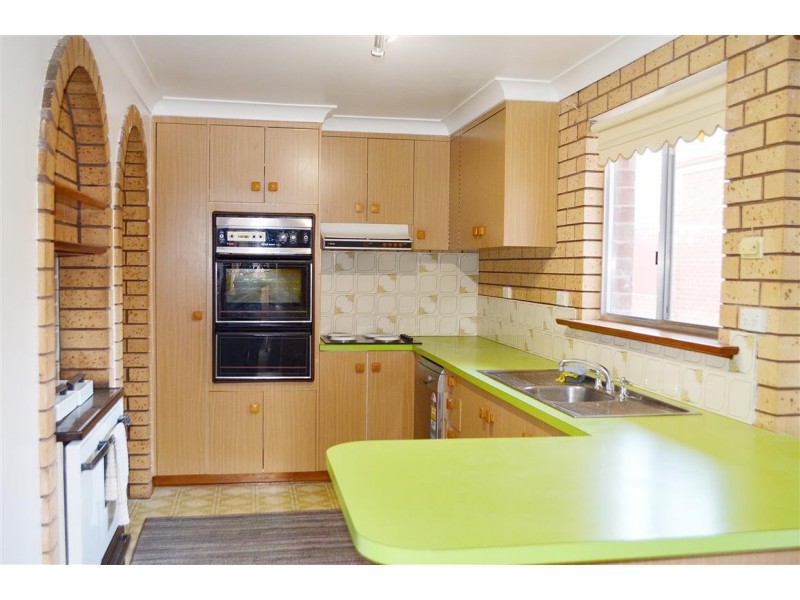 75 Simpson Street, Tumut NSW 2720