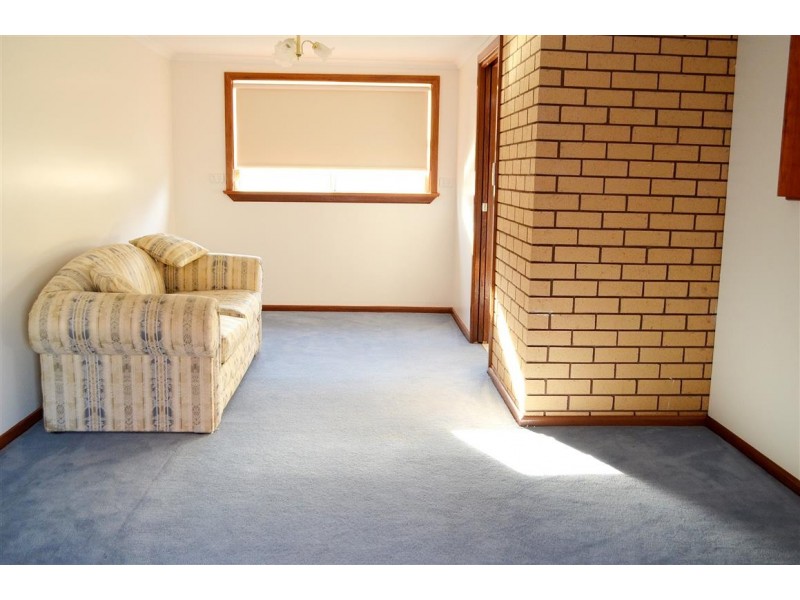 75 Simpson Street, Tumut NSW 2720