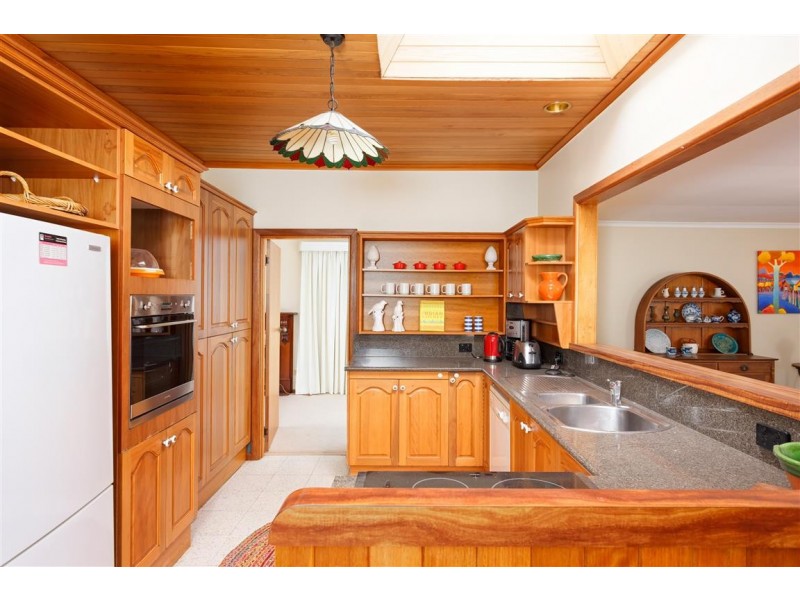 175 Simpson Street, Tumut NSW 2720