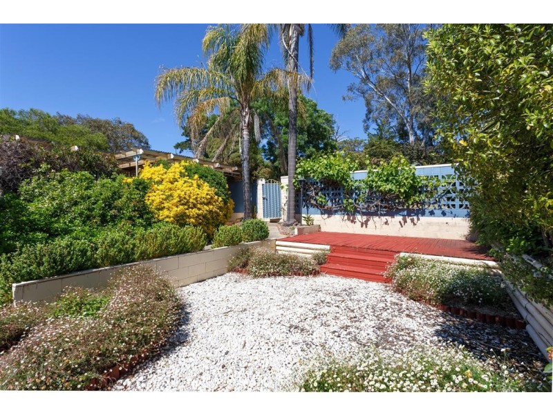 175 Simpson Street, Tumut NSW 2720