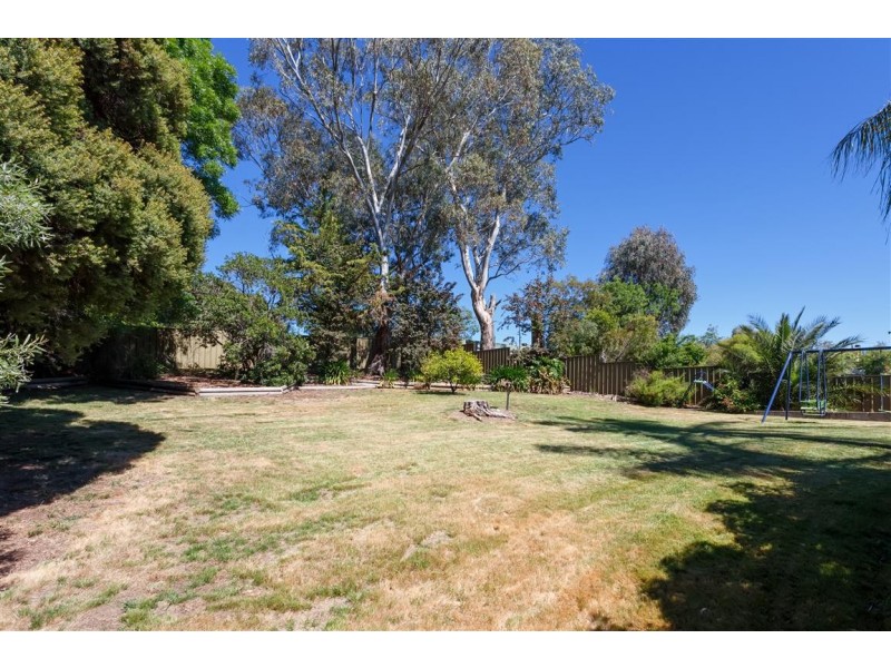 175 Simpson Street, Tumut NSW 2720