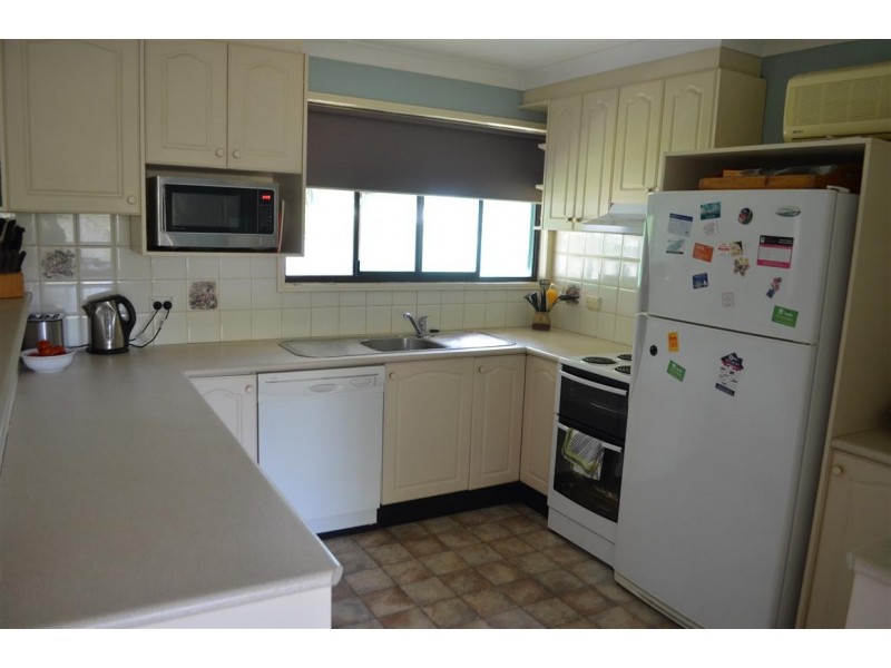 60 Selwyn Street, Adelong NSW 2729