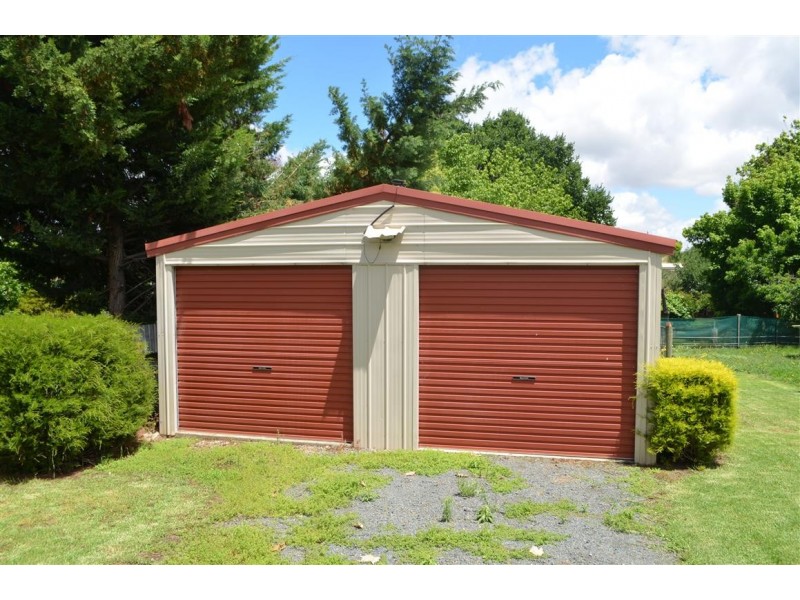 60 Selwyn Street, Adelong NSW 2729