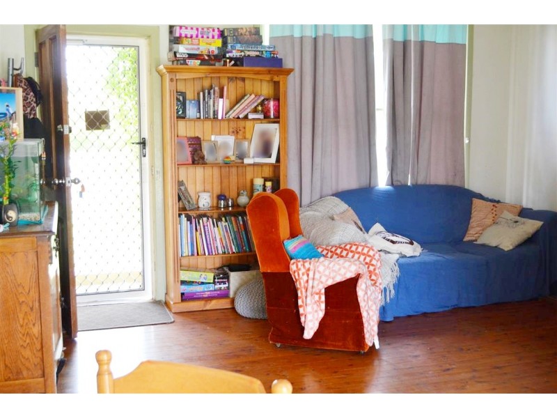 49 Carey Street, Tumut NSW 2720