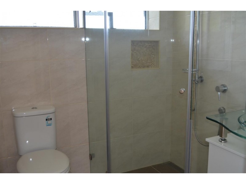 208 Wynyard Street, Tumut NSW 2720