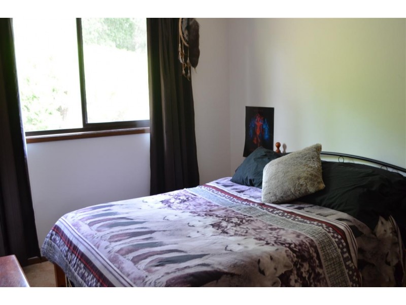 53 Cloverdale Road, Tumut NSW 2720
