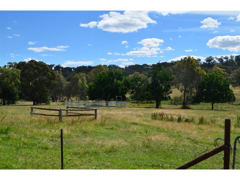 53 Cloverdale Road, Tumut NSW 2720