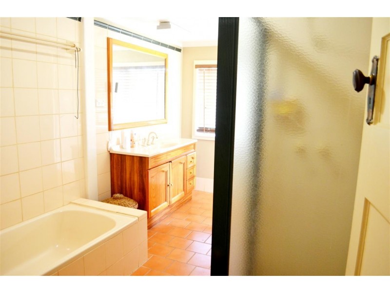 56 Mines Road, Batlow NSW 2730