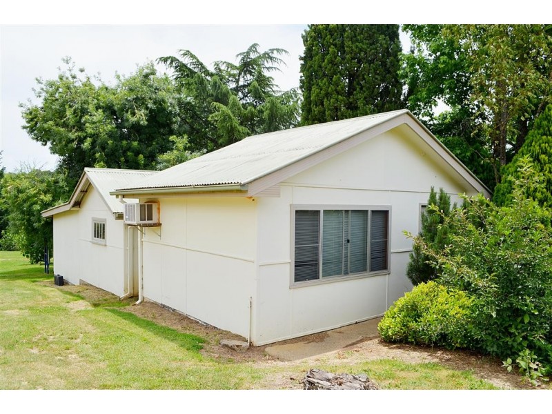 56 Mines Road, Batlow NSW 2730