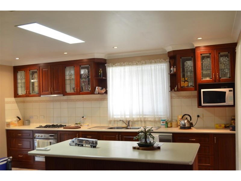 77 Broughton Street, Tumut NSW 2720