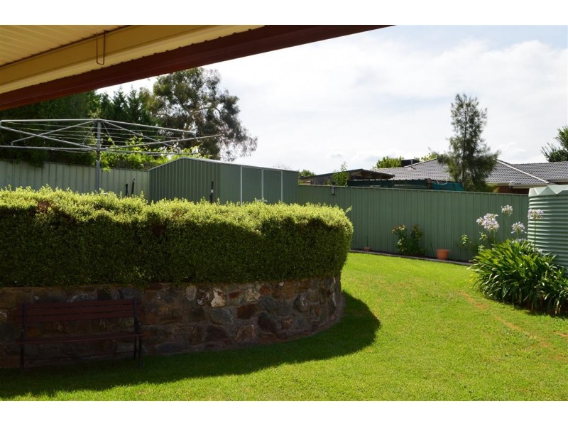 77 Broughton Street, Tumut NSW 2720