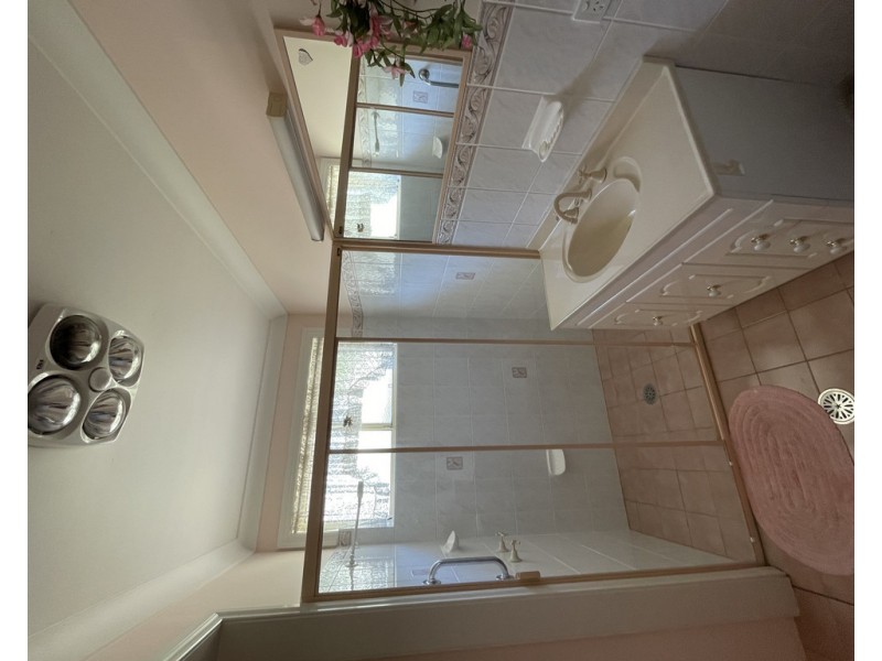 1/36 Simpson Street, Tumut NSW 2720