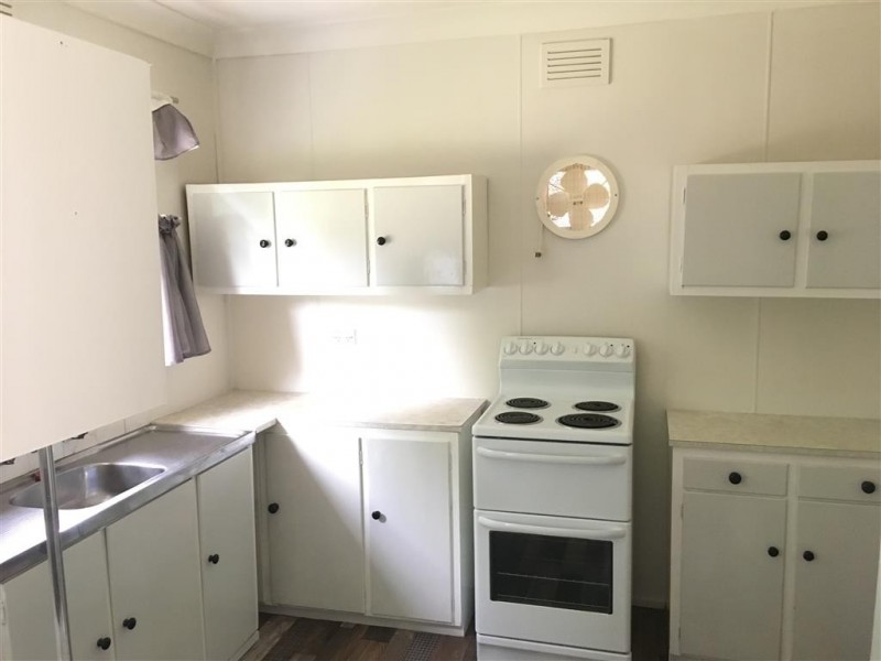 5 Gilmore Street, Adelong NSW 2729